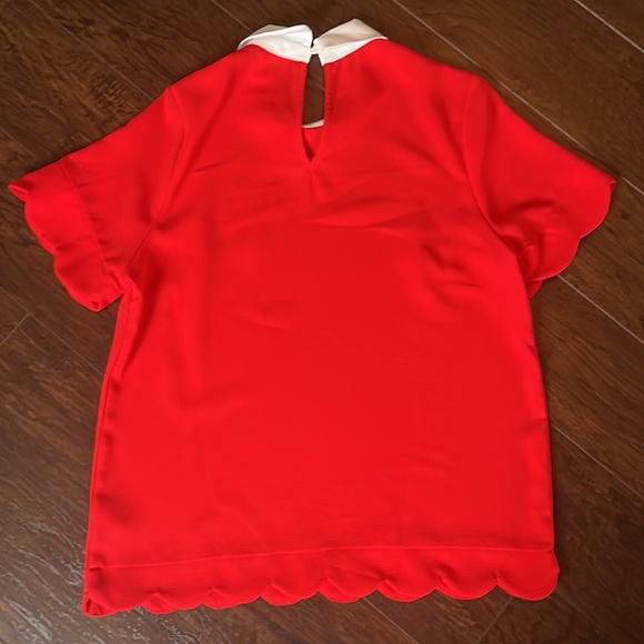 Monteau red scalloped shirt - Picture 4 of 4